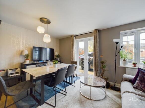 CAM01995G0-PR0023-STILL003