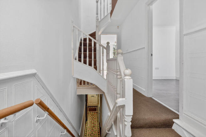 4 bed Terraced for sale Image 12