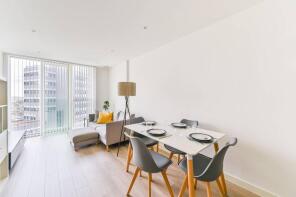Flat 142, 11 Pinnacle Apartments, Saffron Central Square, Croydon CR0 2GF