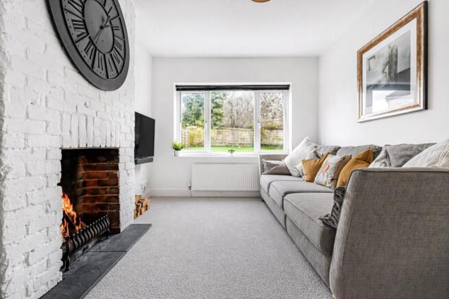 Whitedown Lane, Alton, Hampshire, GU34 photo 4