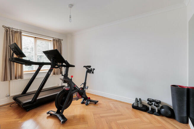 Photo 9
