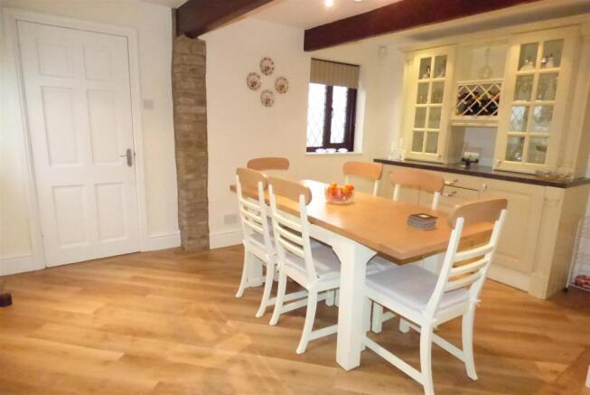 Dining kitchen