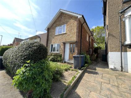 Warwick Road, Barnet, EN5