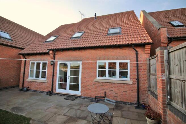 Rear Aspect
