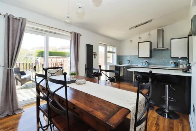 Kitchen/Dining Room