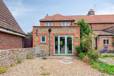 Chain Free - Sophisticated Simplicity in a Secret Corner of Holt