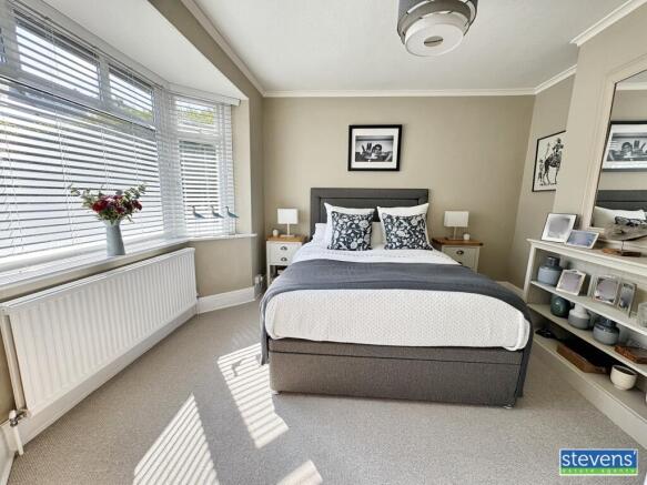 Bedroom 2 - 