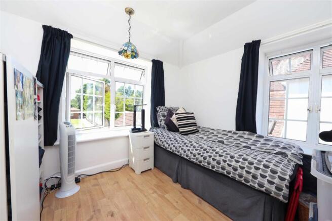 Fourth bedroom