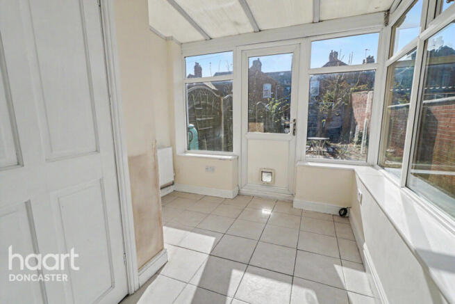 3 bed Terraced for sale Image 8