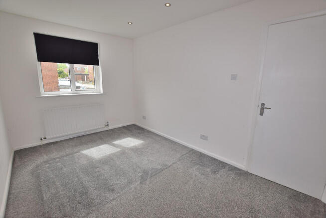 3 bed Semi-Detached for sale Image 6