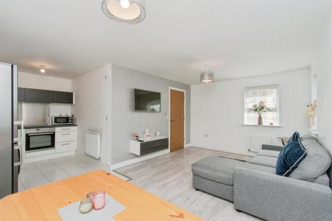 2 bed Terraced for sale Image 10