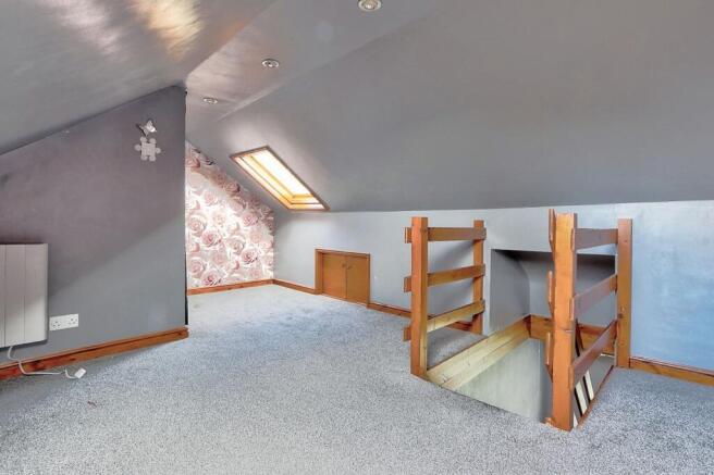 3 bed Terraced for sale Image 11