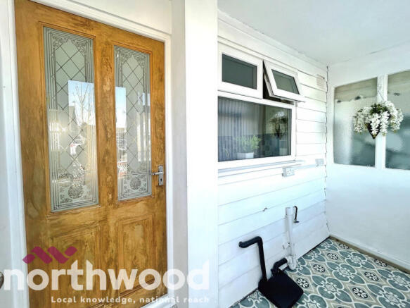 Chorley Close, Banks, PR9 photo 5