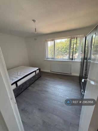 2 bed Flat to rent Image 9