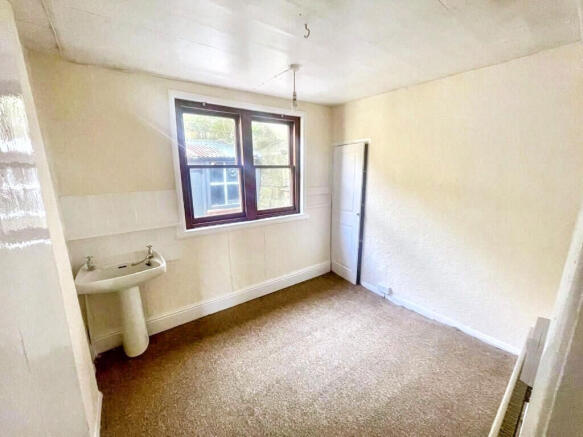 4 bed Character Property for sale Image 8