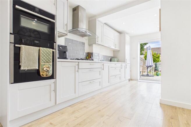 Kitchen/ Dining