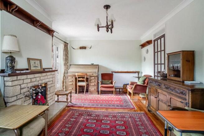 Sitting/Dining Room