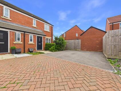 Morton Close, Hampton Gardens, PE7