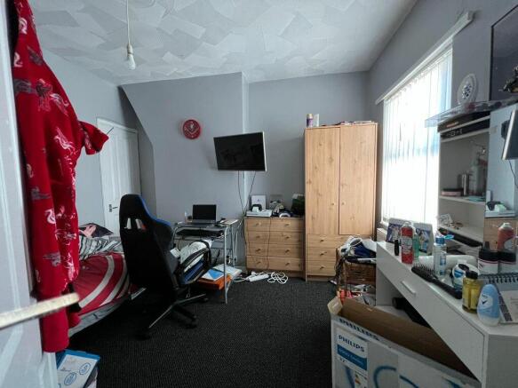 Bedroom 2 (Double)