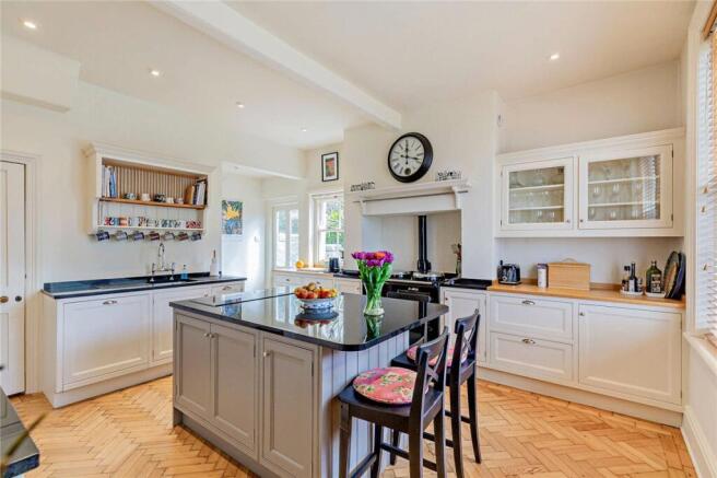 5 bed End of Terrace for sale Image 5