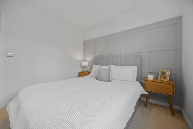 Bedroom (with views)