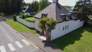The Gatekeepers Lodge, Hayes Road, Penarth CF64 5SE