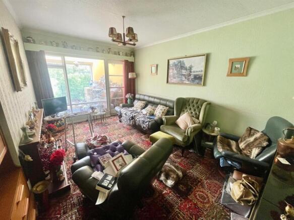 Lounge.jpg