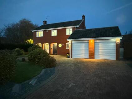 Newtown Gardens, Baschurch, Shrewsbury