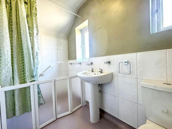 2 bed Semi-Detached for sale Image 10