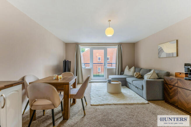 2 bed Apartment for sale Image 6