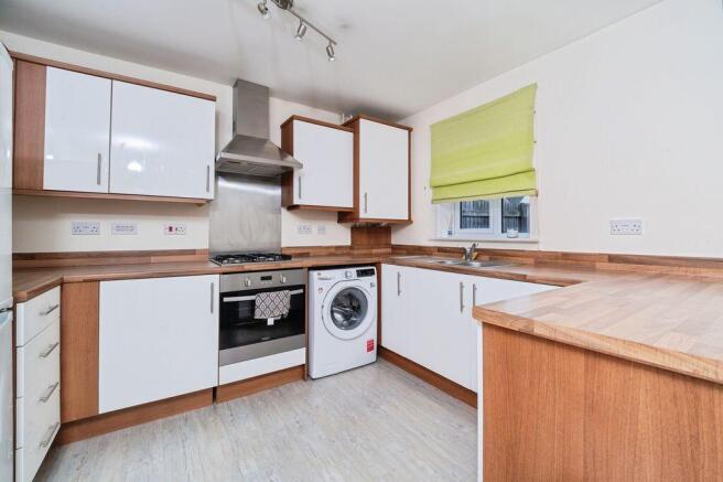 Kitchen pic 1