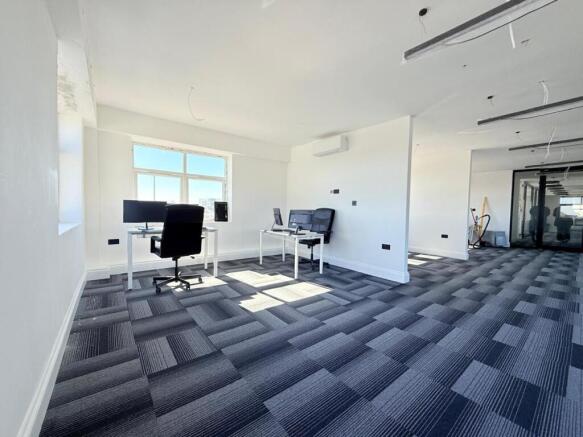 WhatsApp Image 2025-03-18 at 14.16.51 (2).jpeg