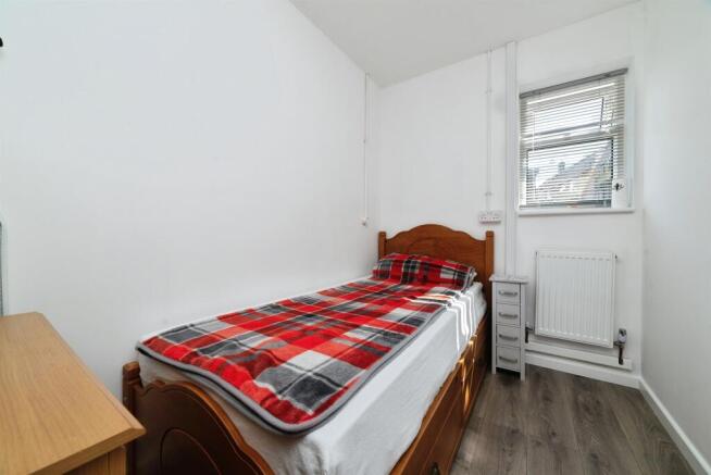 2 bed Semi-Detached for sale Image 6