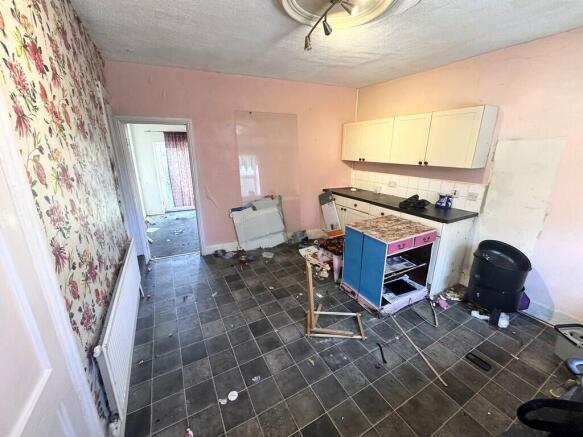 2 bed Terraced for sale Image 4