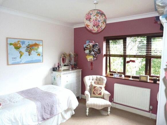 BEDROOM 2