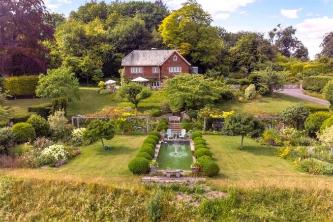 Property & Gardens