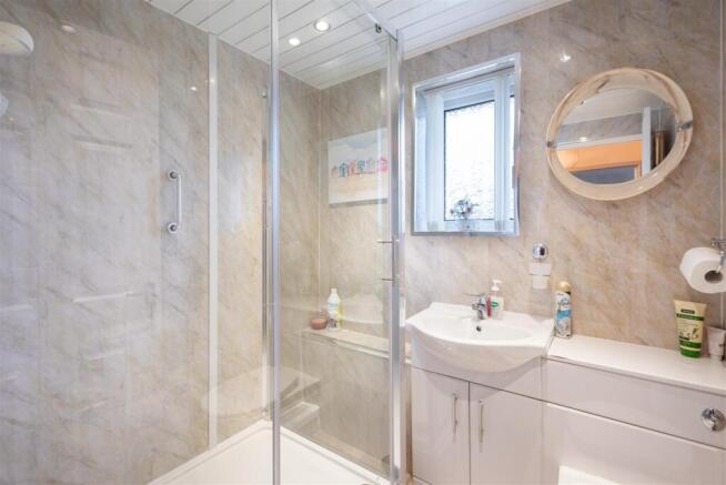 284Woodhall-11.jpg