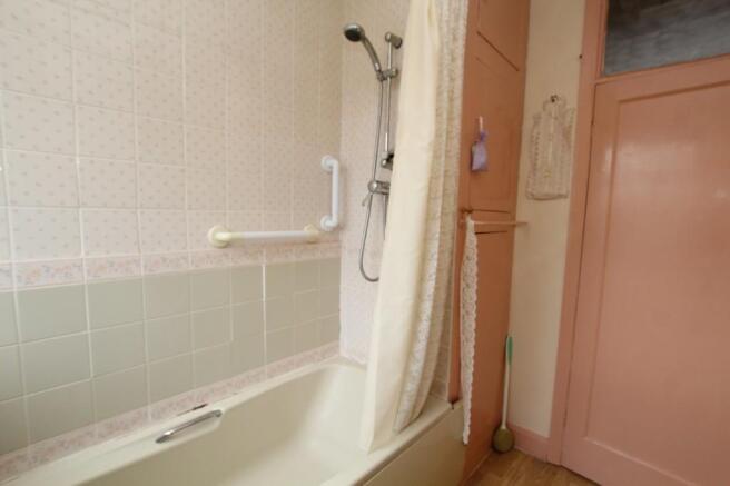 Photo 8