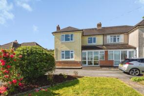 104, Bronwydd Road, Carmarthen SA31 2AW