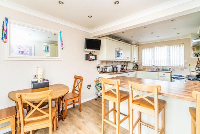 Kitchen/breakfast ro