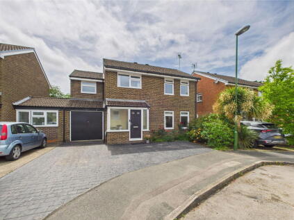 Bluebell Close, Horsham, West Sussex.