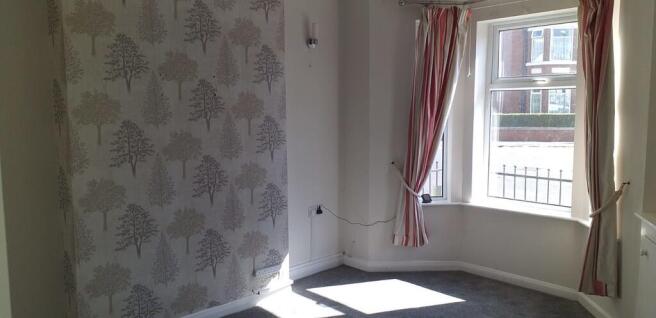 2 bed End of Terrace to rent Image 6