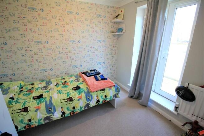 Photo 10