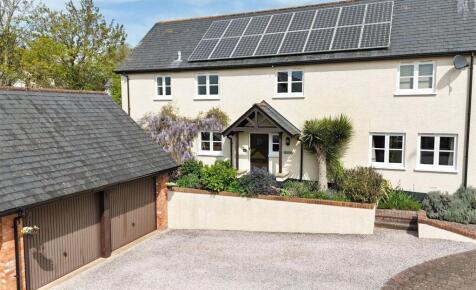 Orpington Court, Halberton, Tiverton