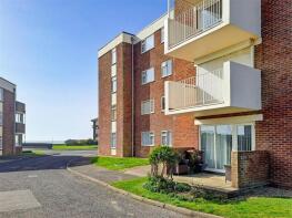 Flat 16, Baytree Court, Marama Gardens, Littlehampton BN16 2ND