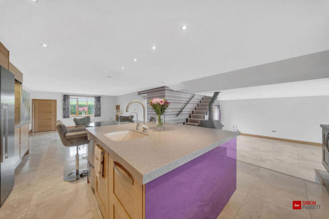 4 bed Terraced for sale Image 7