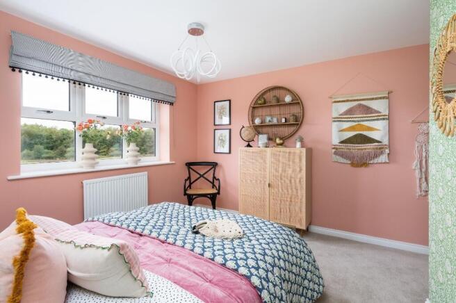4 bed Detached for sale Image 7