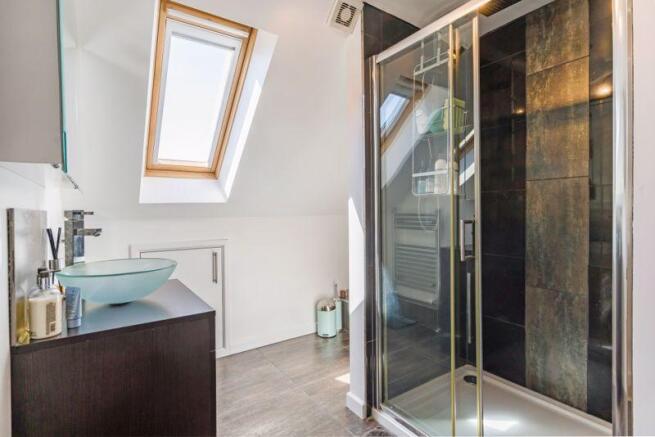 En-suite 2