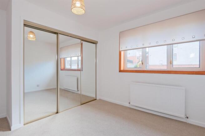 021-5 Mayfield Place, Carluke ML8 4HQ.jpg