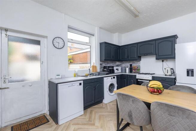Kitchen Diner